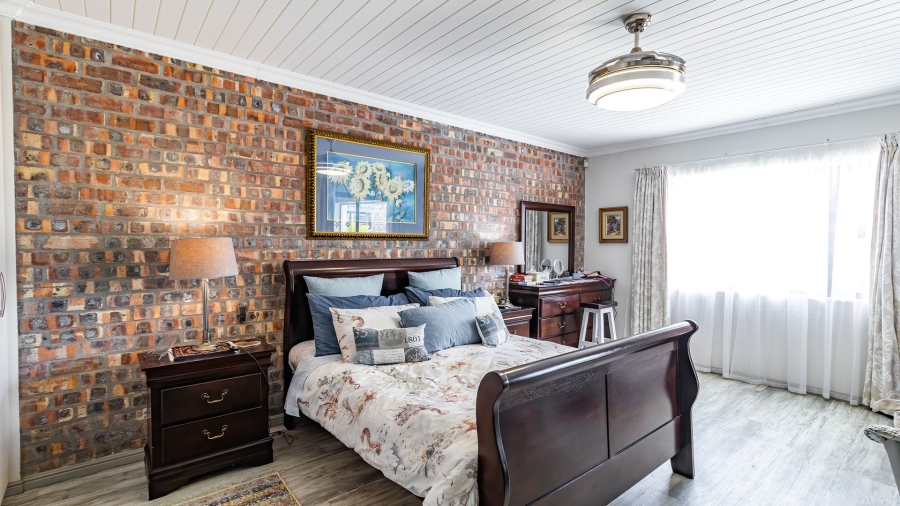 3 Bedroom Property for Sale in Yzerfontein Western Cape